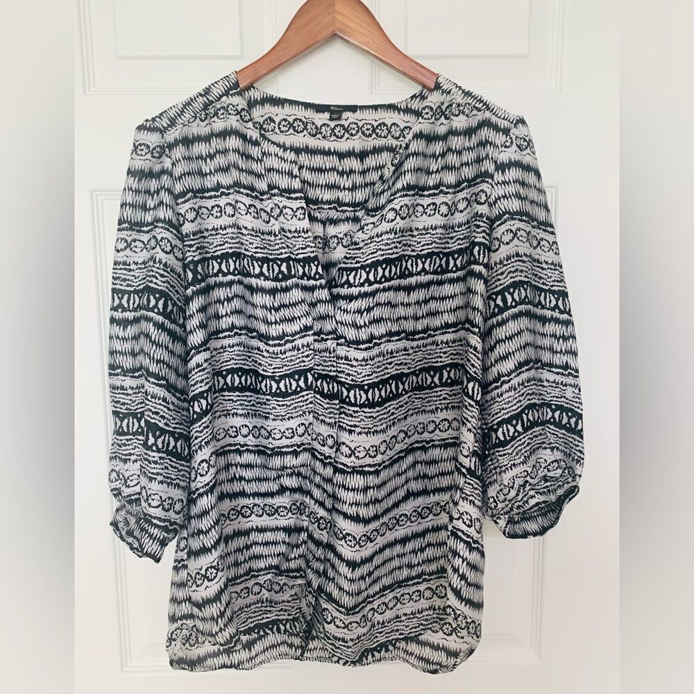 Milano Women’s Abstract Print V-neck Blouse Black Large